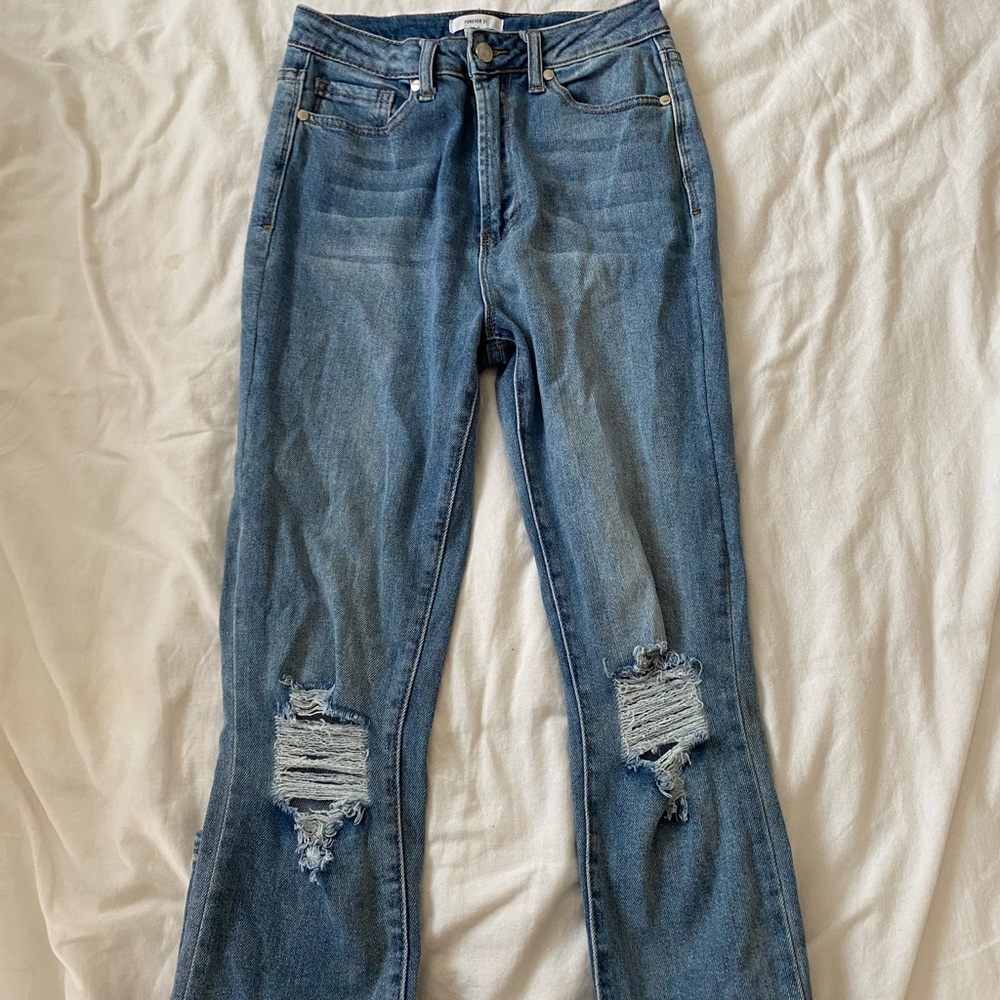 FOREVER 21 FULL LENGTH SKINNY JEANS